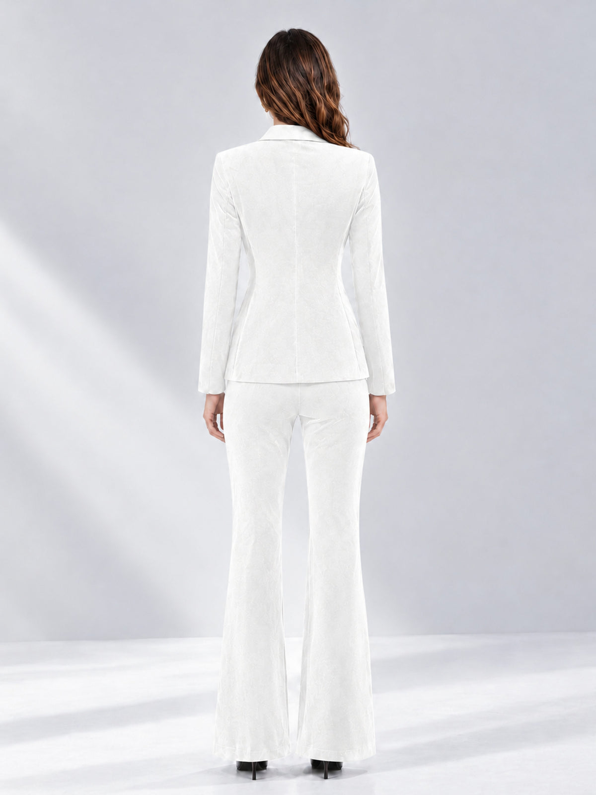 White 2 Pieces Slim Fit Double Breasted Velvet Women's Suits