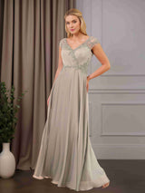 A-Line/Princess V-Neck Short Sleeves Floor-Length Mother of the Bride Dresses with Ruffles & Lace Appliques