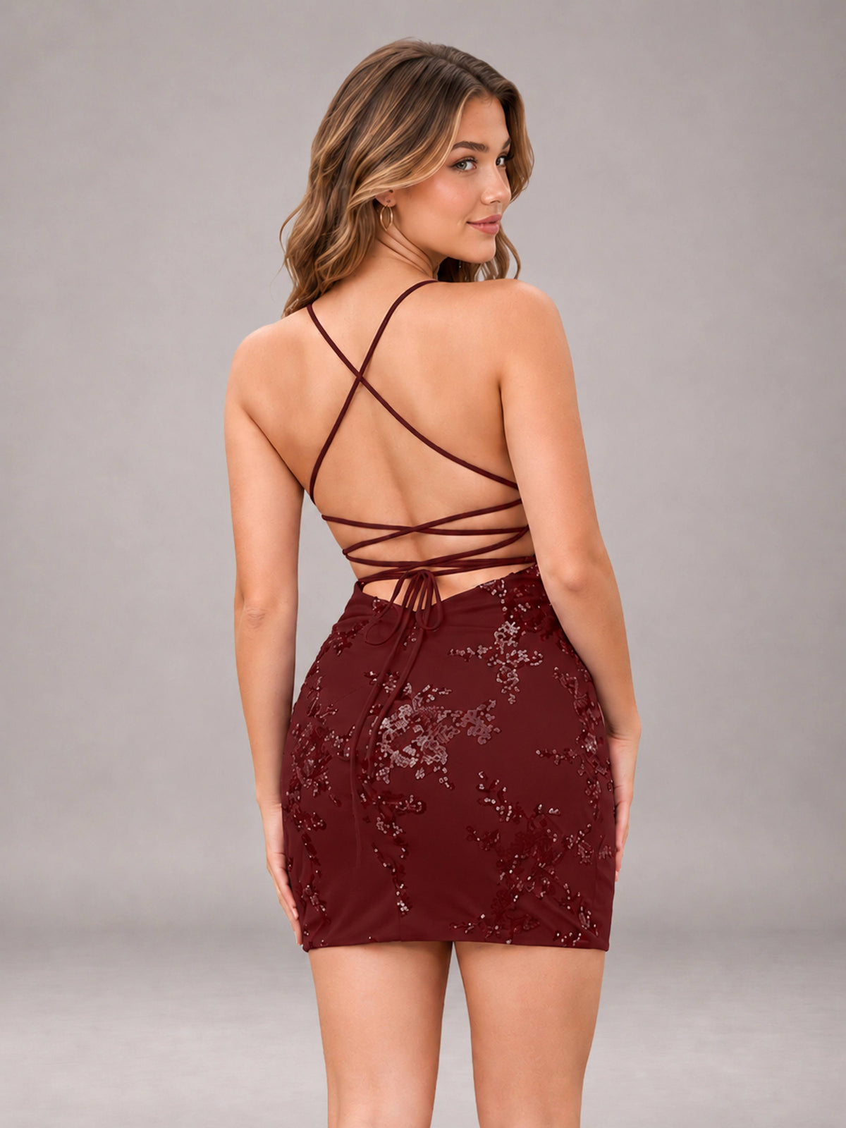Burgundy Chic V-Neck Spaghetti Straps Sequins Short Homecoming Dresses