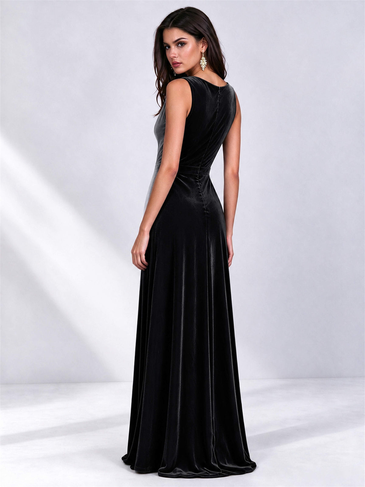 Elegant Deep V-Neck A-Line Velvet Floor-Length Wedding Guest Dress