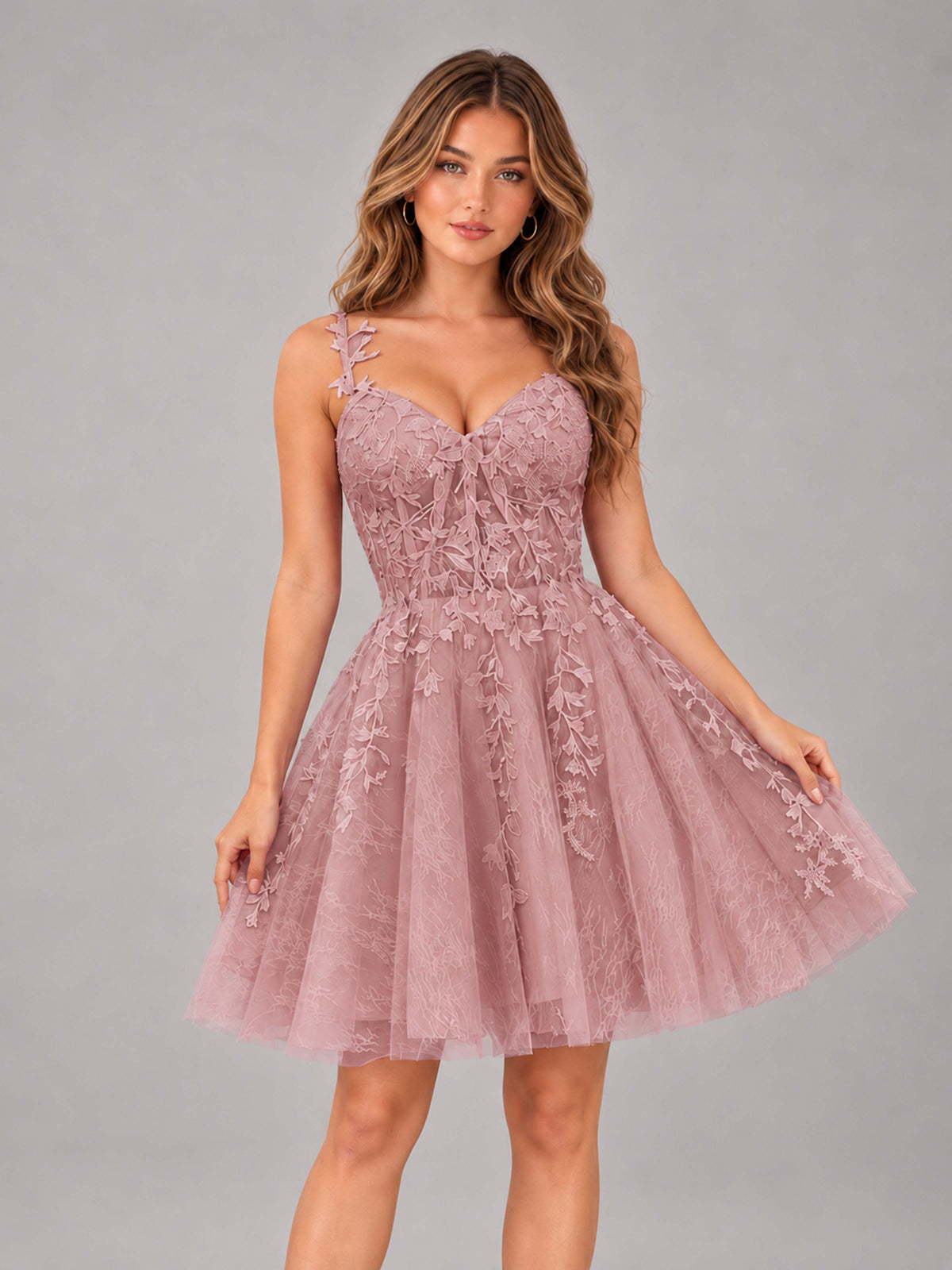 Dusty Rose Exquisite Appliques Spaghetti Straps Mini Tulle Homecoming Dresses