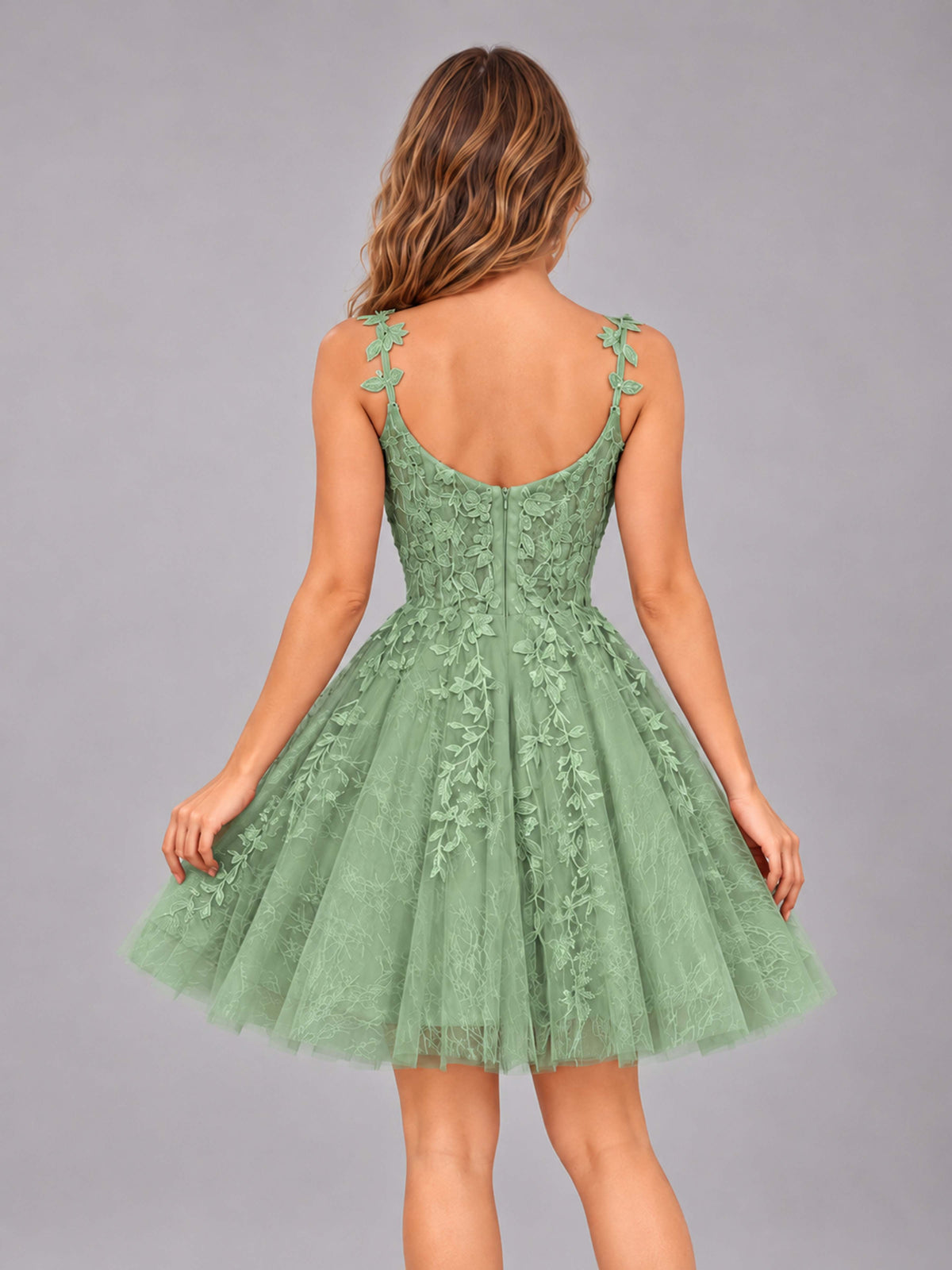 Eucalyptus Exquisite Appliques Spaghetti Straps Mini Tulle Homecoming Dresses