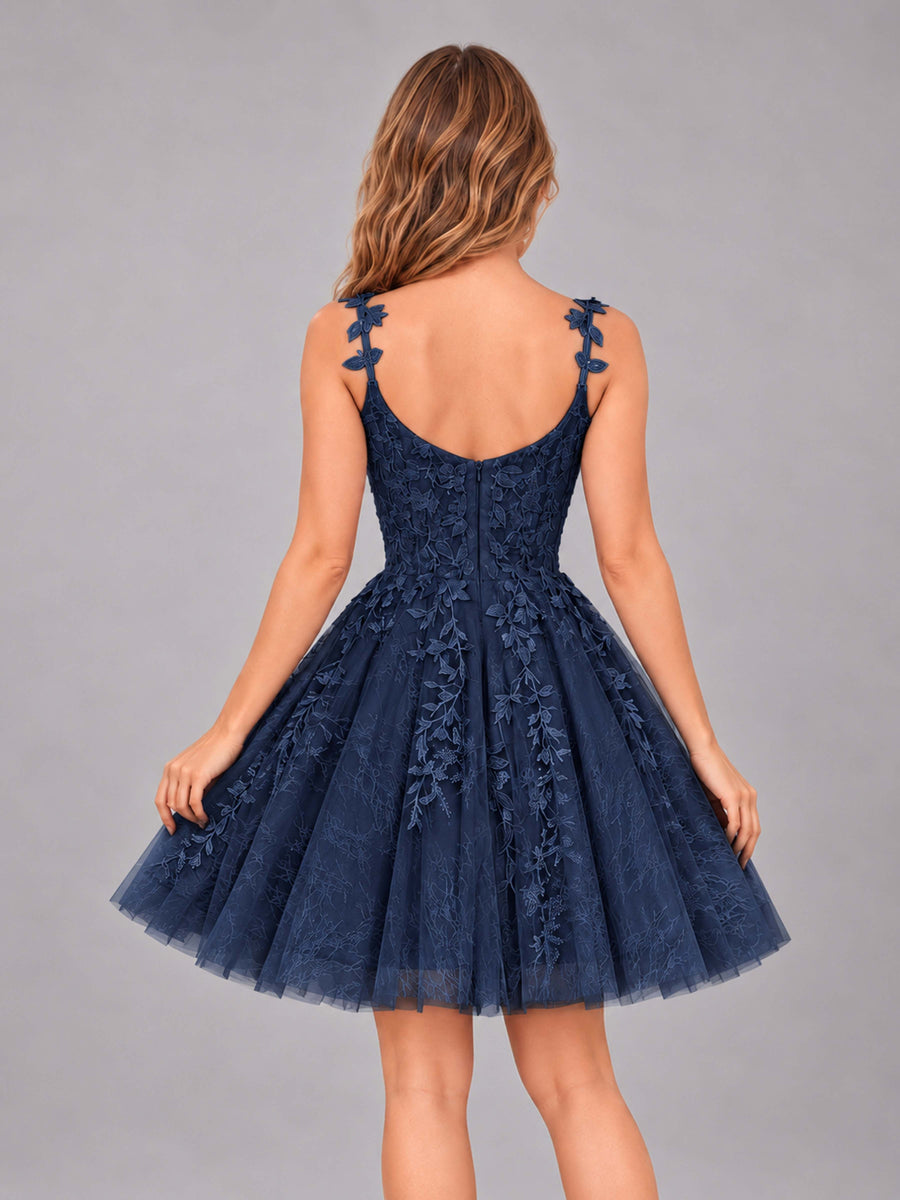 Navy Blue Exquisite Appliques Spaghetti Straps Mini Tulle Homecoming Dresses