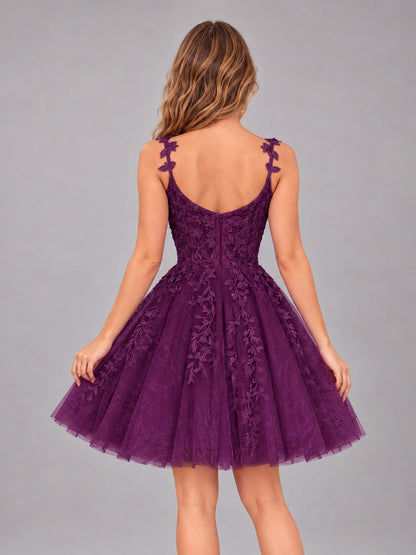 Plum Exquisite Appliques Spaghetti Straps Mini Tulle Homecoming Dresses