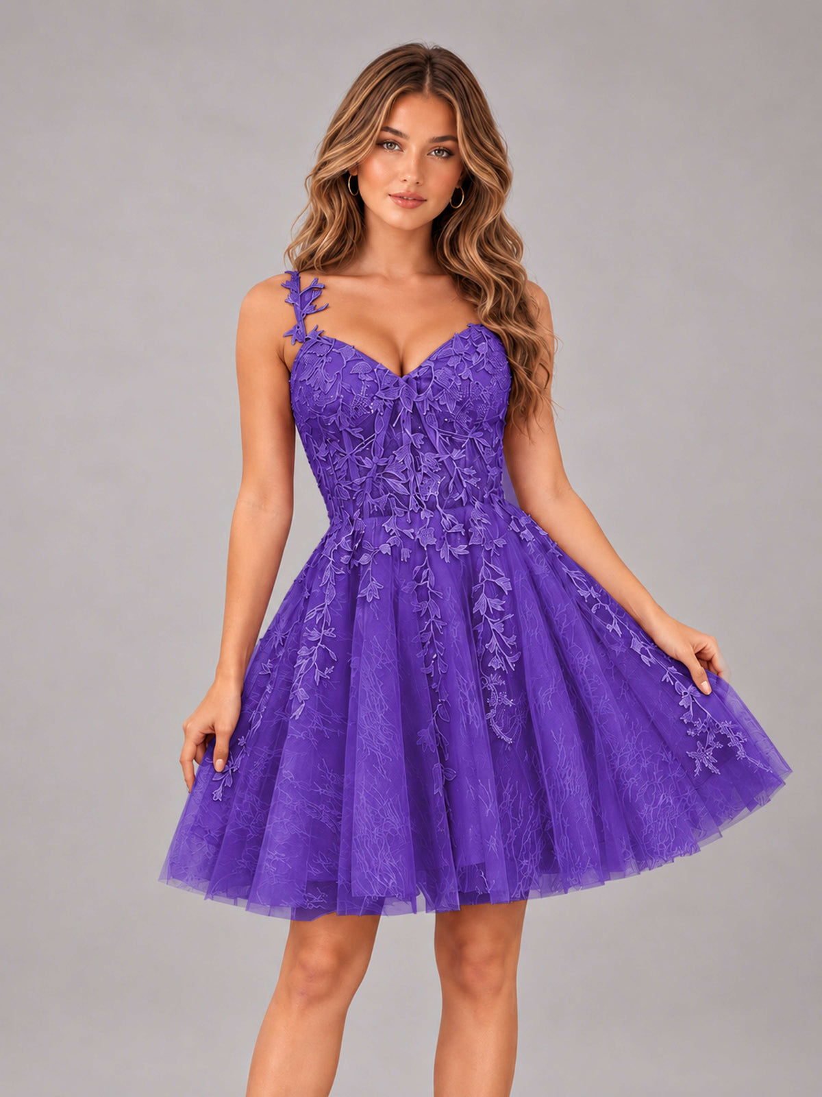 Purple Exquisite Appliques Spaghetti Straps Mini Tulle Homecoming Dresses