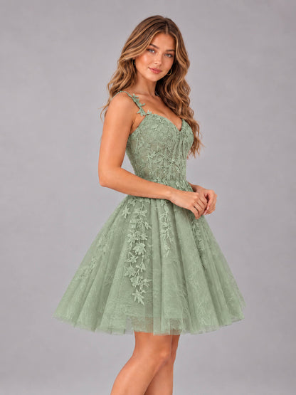 Sage Green Exquisite Appliques Spaghetti Straps Mini Tulle Homecoming Dresses