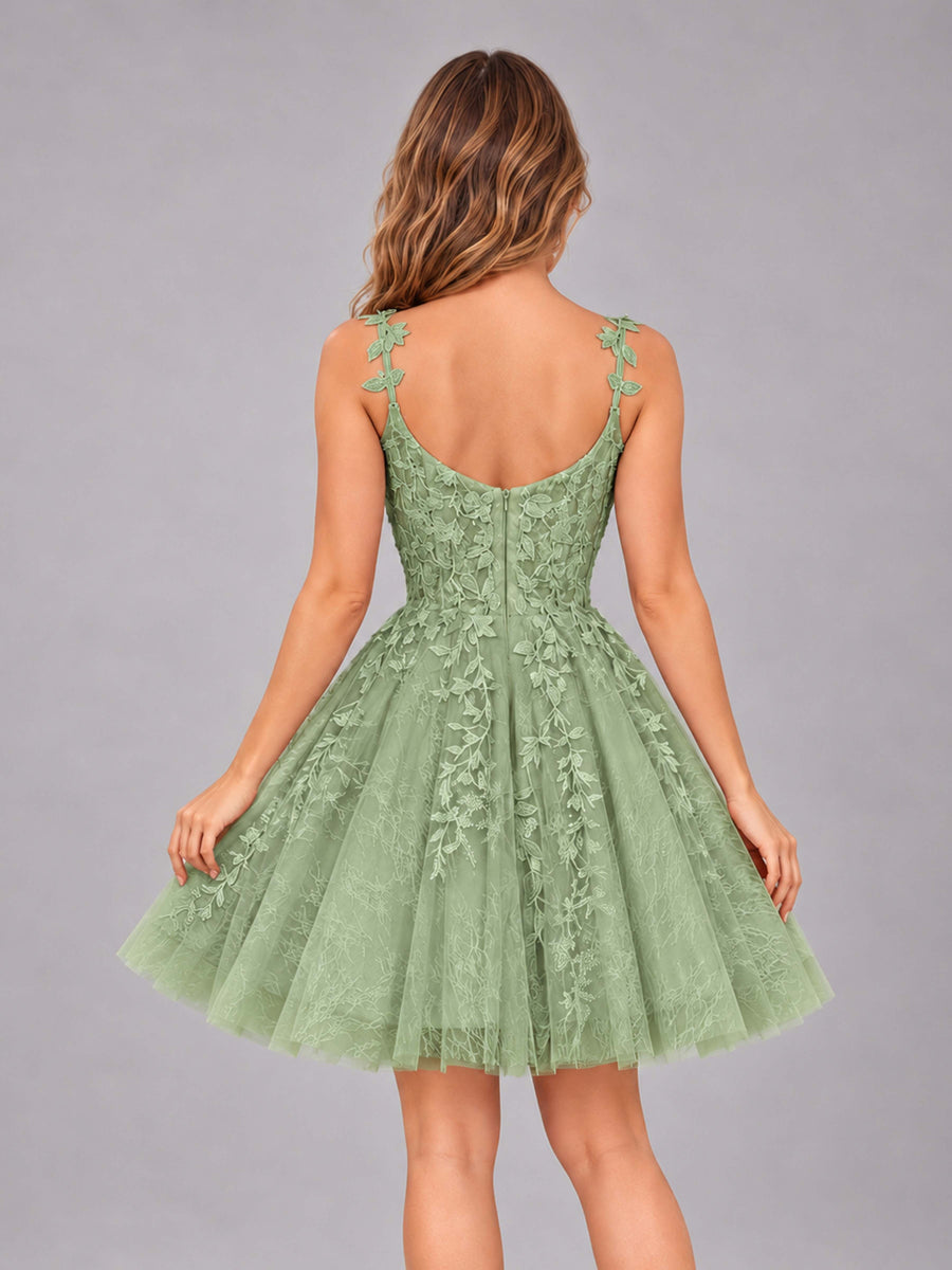 Sage Green Exquisite Appliques Spaghetti Straps Mini Tulle Homecoming Dresses