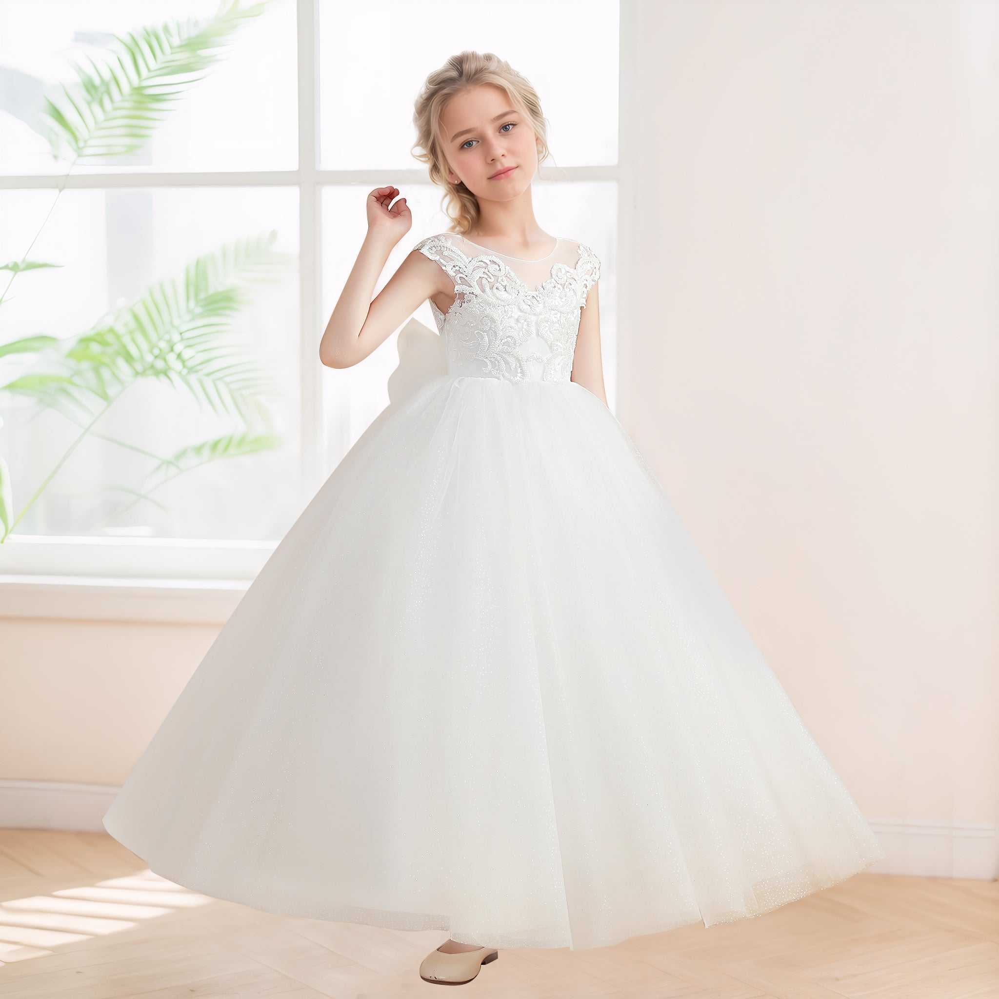 Fashionable A-Line Applique Bow Back Tulle Long Flower Girl Dresses