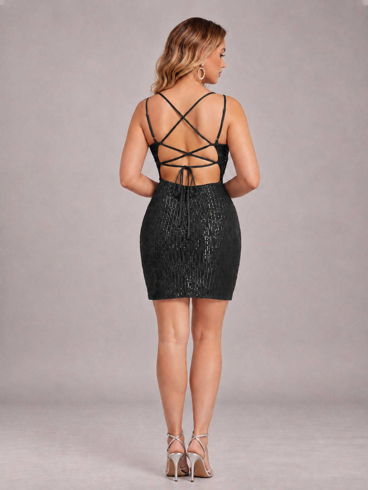 Black Fashionable V-Neck Spaghetti Straps Short Mini Homecoming Dress