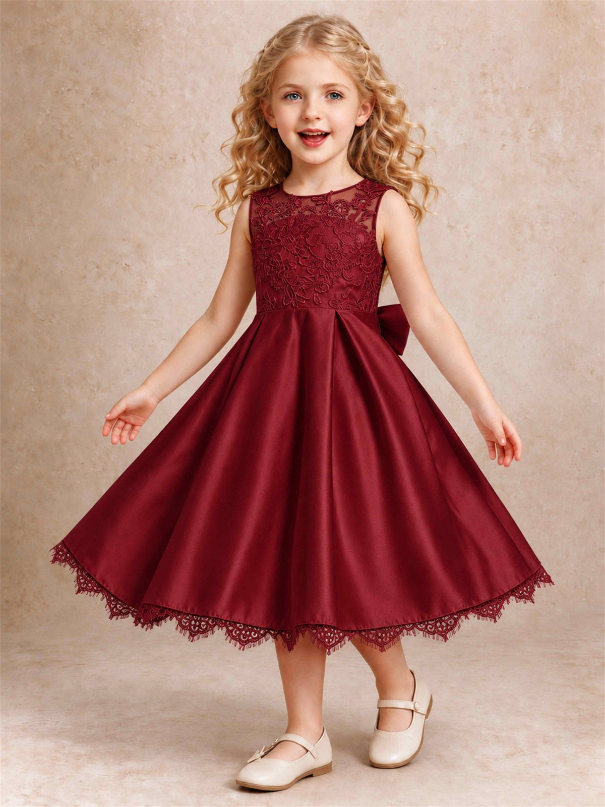 Flower Girl Dress Sleeveless Floral Lace Knee Length Lace Hem First Communion Dress