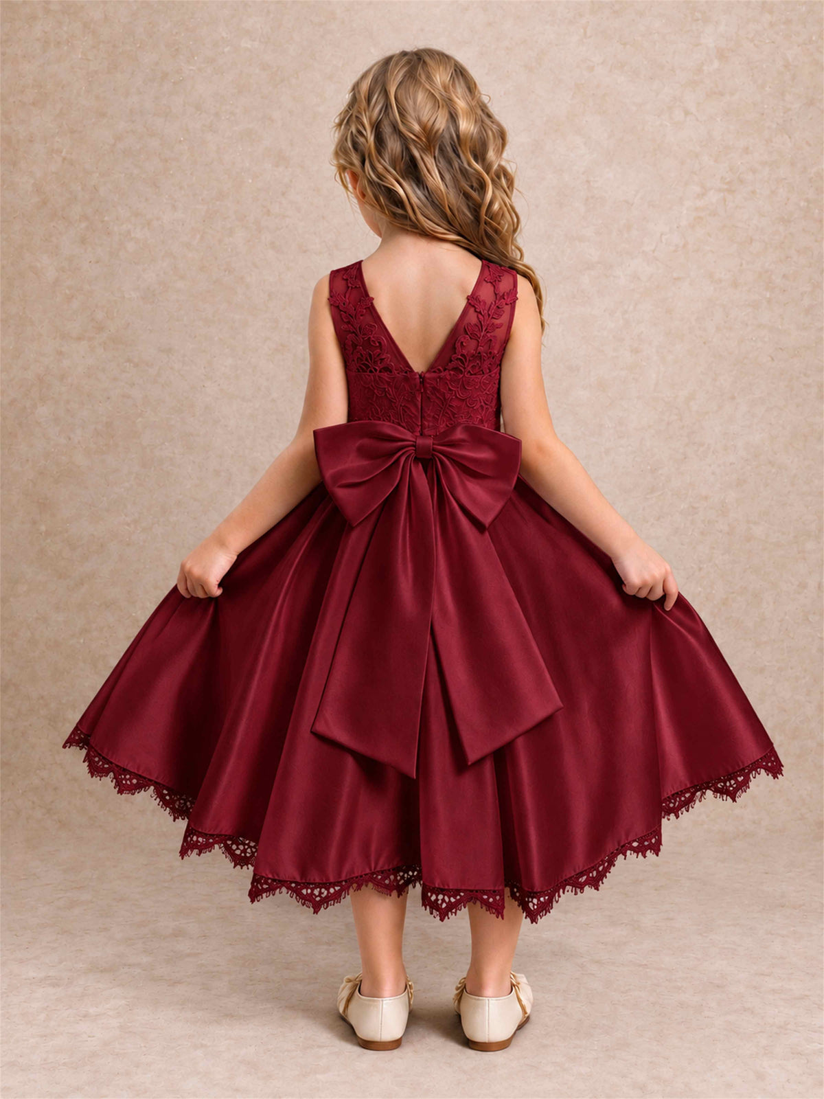 Flower Girl Dress Sleeveless Floral Lace Knee Length Lace Hem First Communion Dress