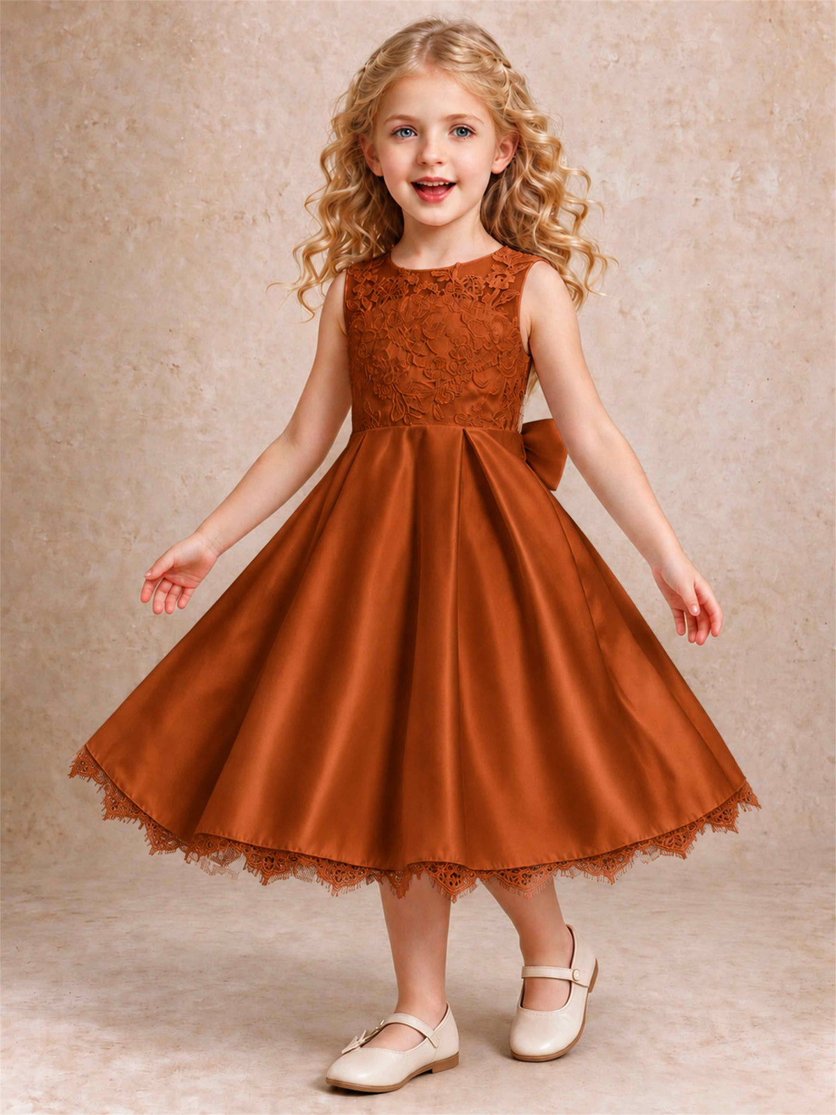 Flower Girl Dress Sleeveless Floral Lace Knee Length Lace Hem First Communion Dress