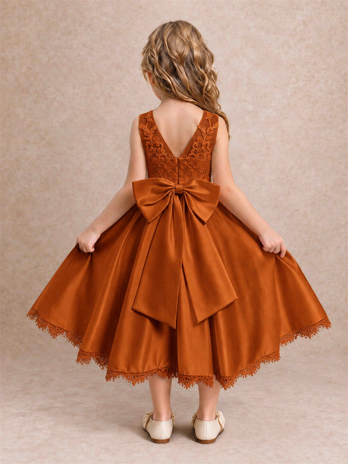 Flower Girl Dress Sleeveless Floral Lace Knee Length Lace Hem First Communion Dress