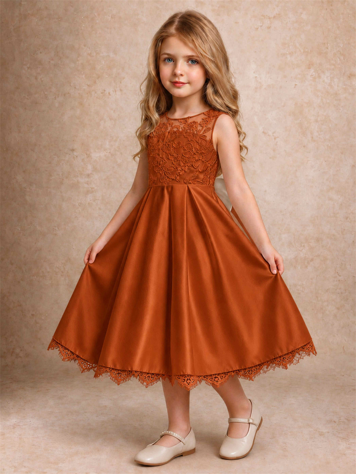 Flower Girl Dress Sleeveless Floral Lace Knee Length Lace Hem First Communion Dress