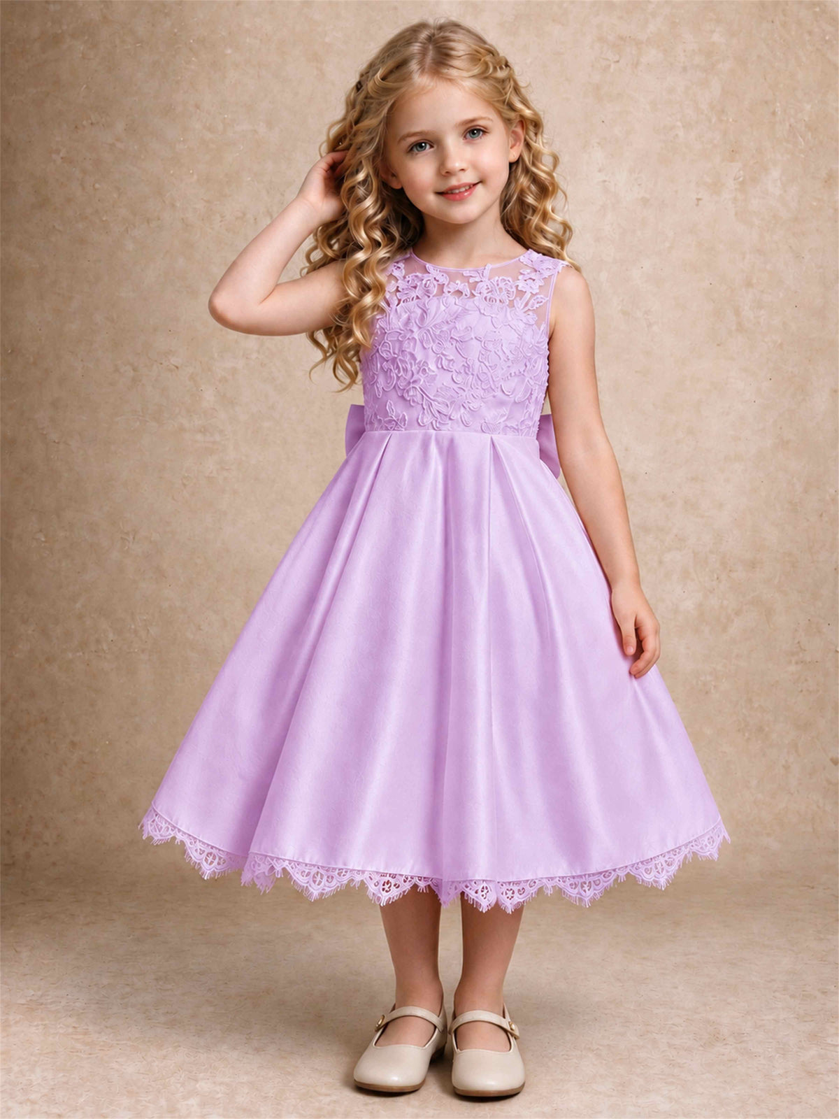 Flower Girl Dress Sleeveless Floral Lace Knee Length Lace Hem First Communion Dress