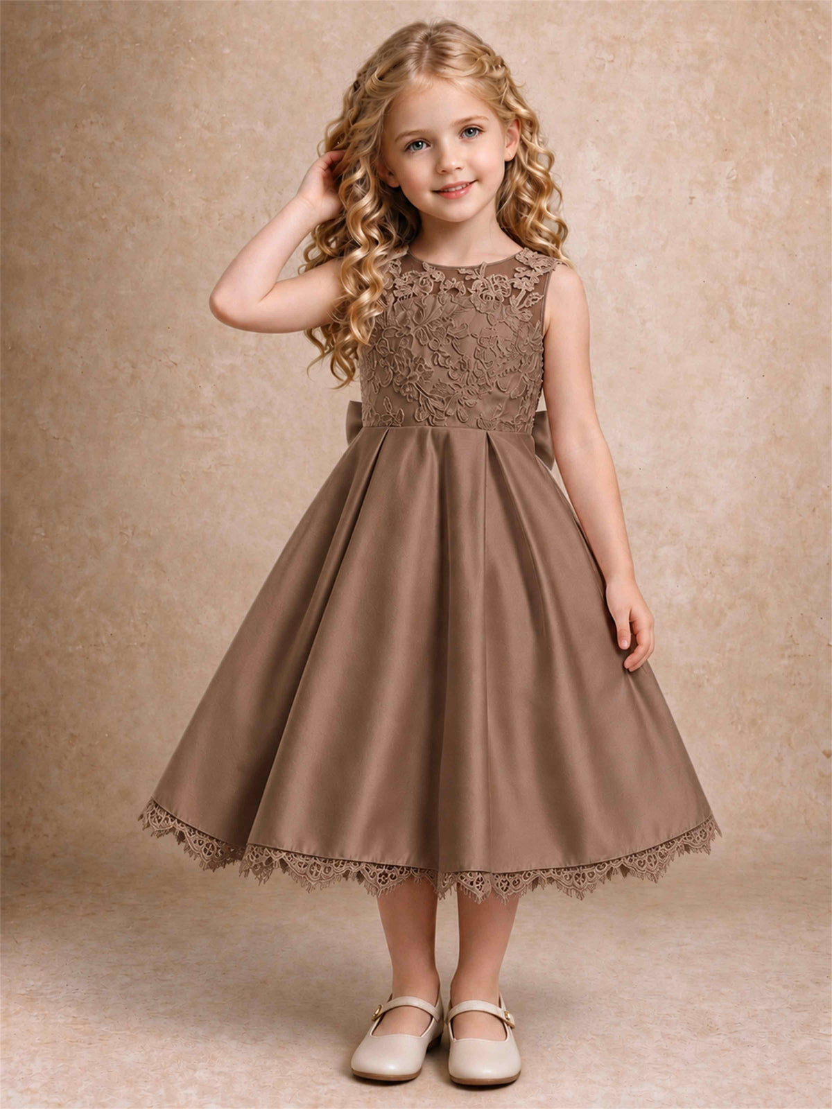 Flower Girl Dress Sleeveless Floral Lace Knee Length Lace Hem First Communion Dress