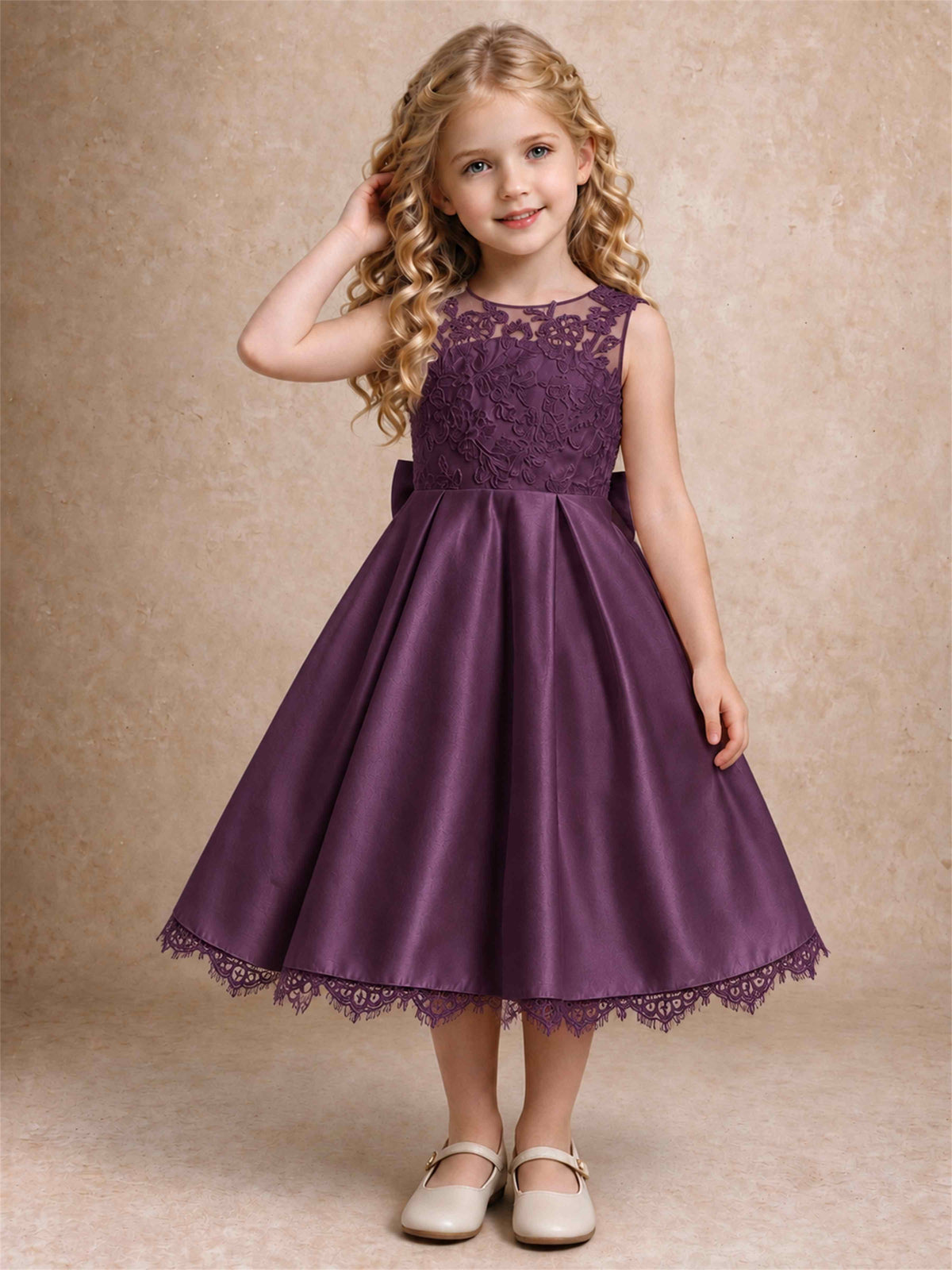 Flower Girl Dress Sleeveless Floral Lace Knee Length Lace Hem First Communion Dress
