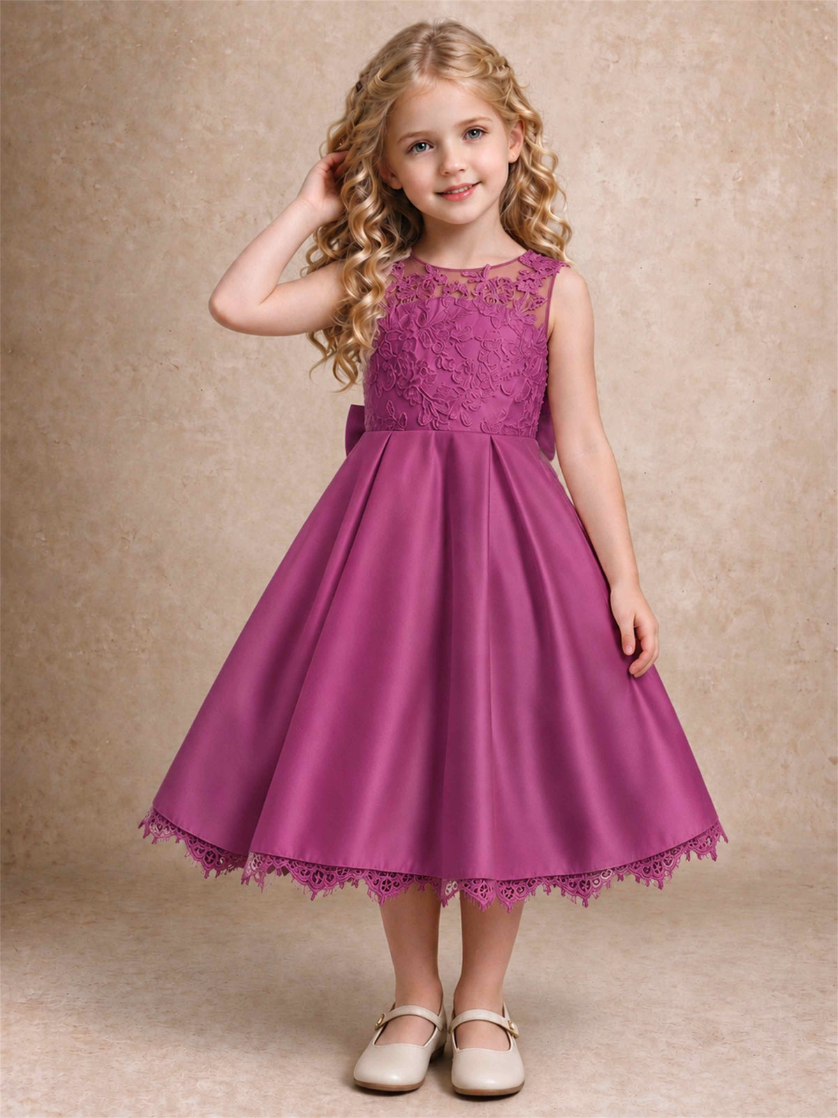 Flower Girl Dress Sleeveless Floral Lace Knee Length Lace Hem First Communion Dress