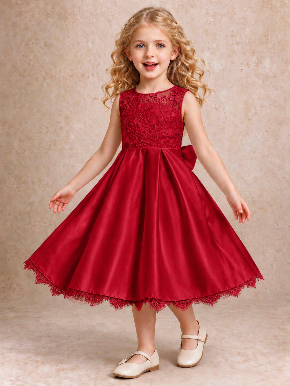 Flower Girl Dress Sleeveless Floral Lace Knee Length Lace Hem First Communion Dress