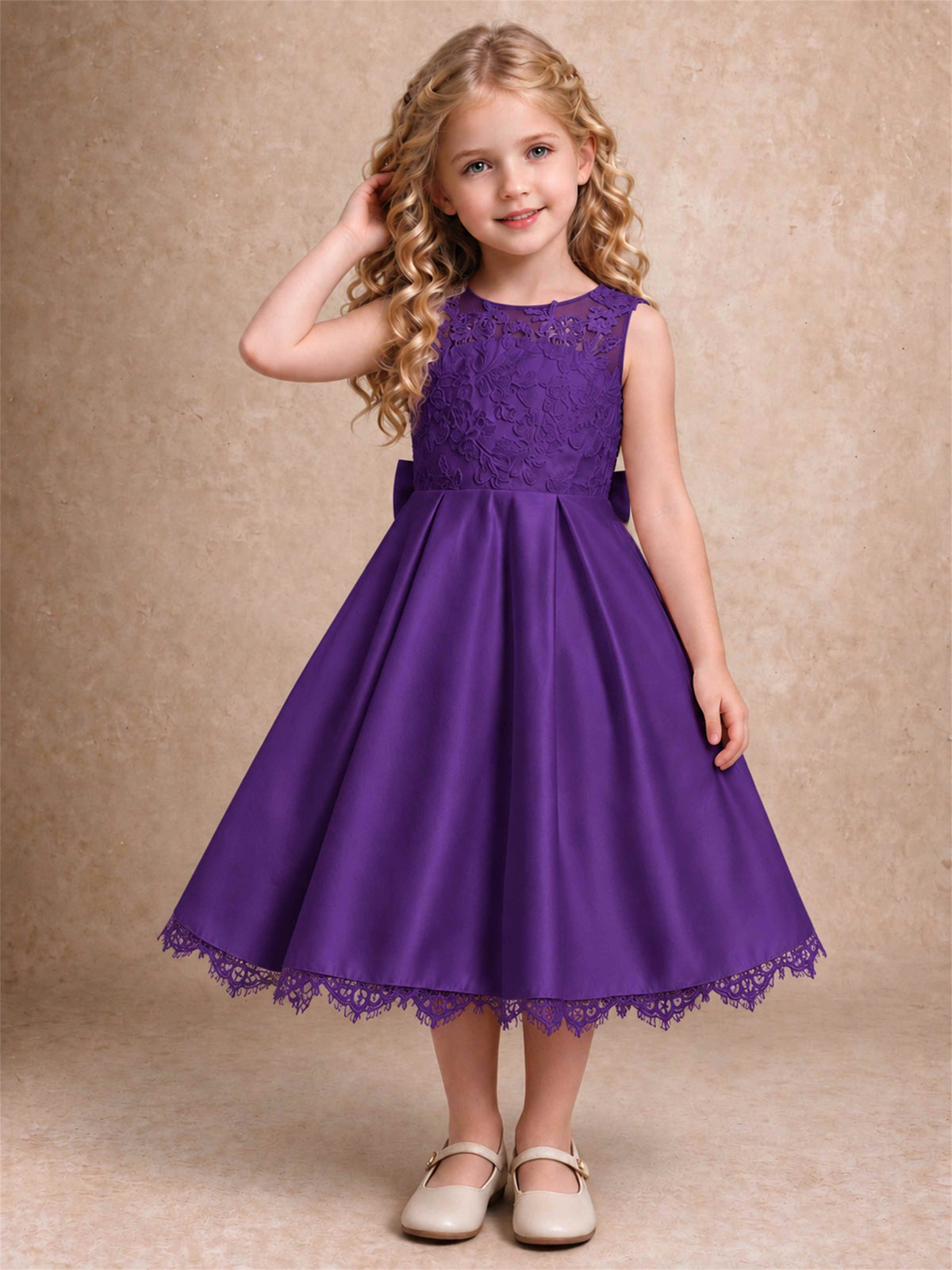 Flower Girl Dress Sleeveless Floral Lace Knee Length Lace Hem First Communion Dress