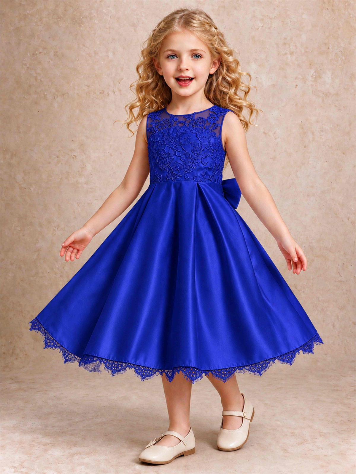 Flower Girl Dress Sleeveless Floral Lace Knee Length Lace Hem First Communion Dress
