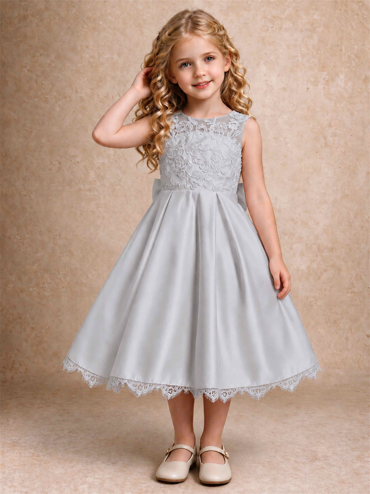 Flower Girl Dress Sleeveless Floral Lace Knee Length Lace Hem First Communion Dress
