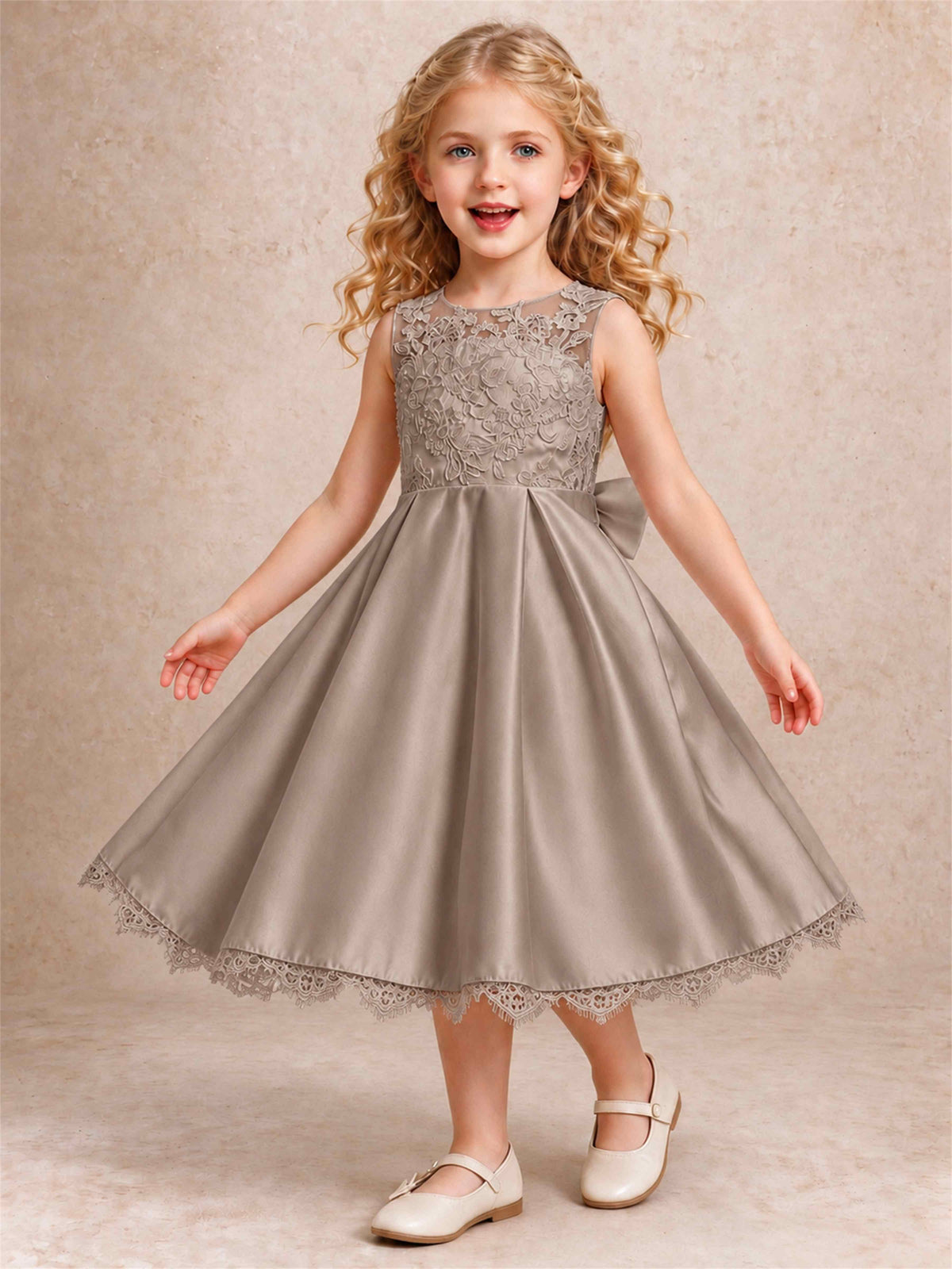 Flower Girl Dress Sleeveless Floral Lace Knee Length Lace Hem First Communion Dress