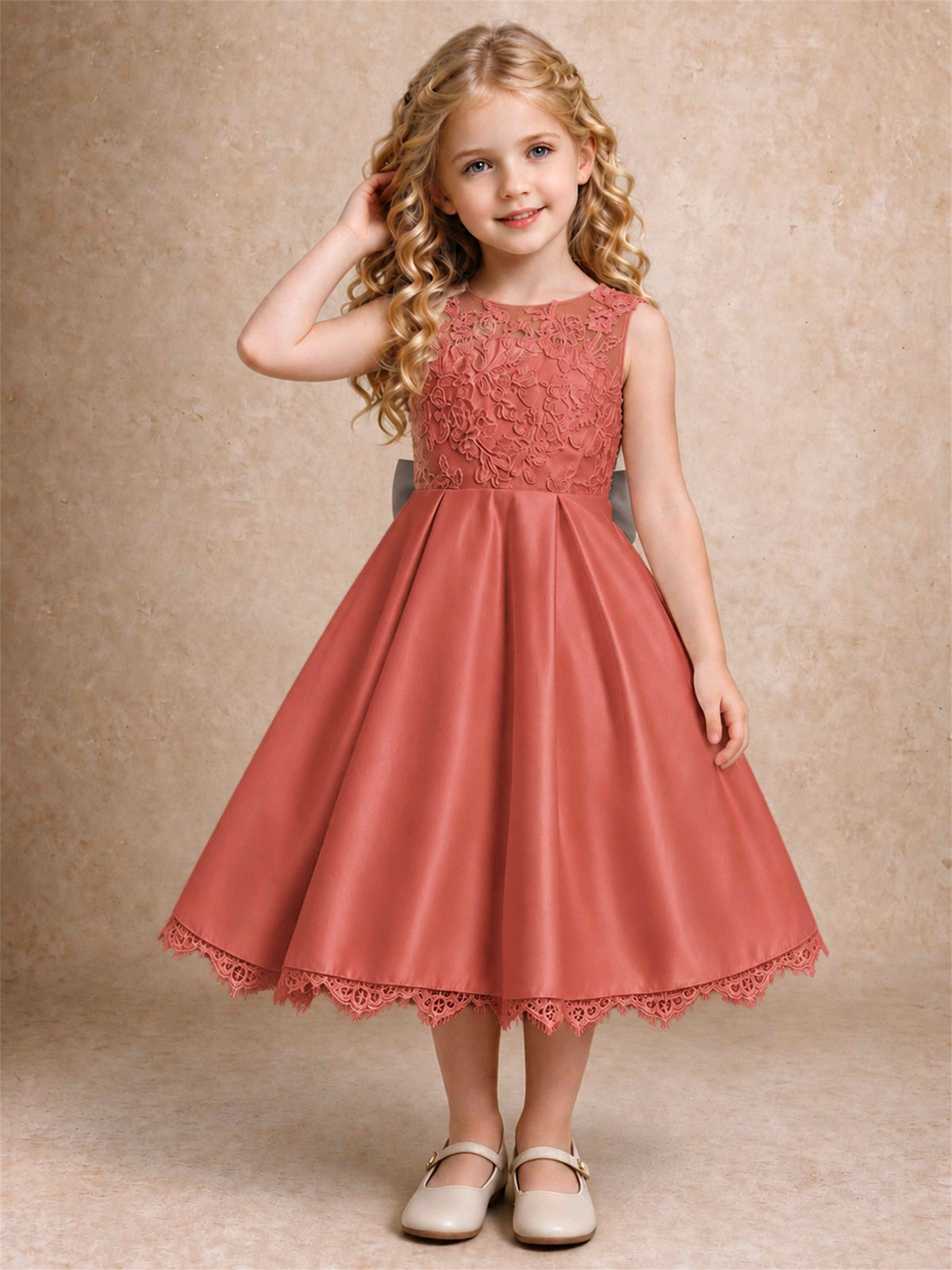 Flower Girl Dress Sleeveless Floral Lace Knee Length Lace Hem First Communion Dress
