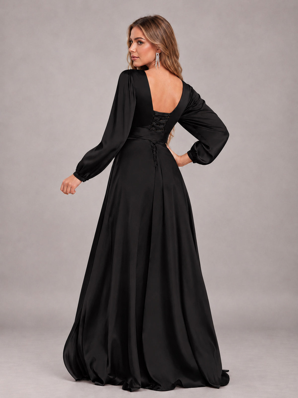 Black Gorgeous V-Neck Long Sleeves Pleated Satin Formal Bridesmaid Dresses With Slit