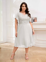 Grace-filled V-Neck Lace Appliques Chiffon Plus Size Mother Of The Bride Dresses