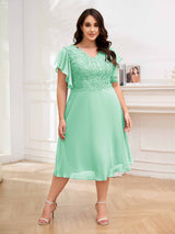 Grace-filled V-Neck Lace Appliques Chiffon Plus Size Mother Of The Bride Dresses