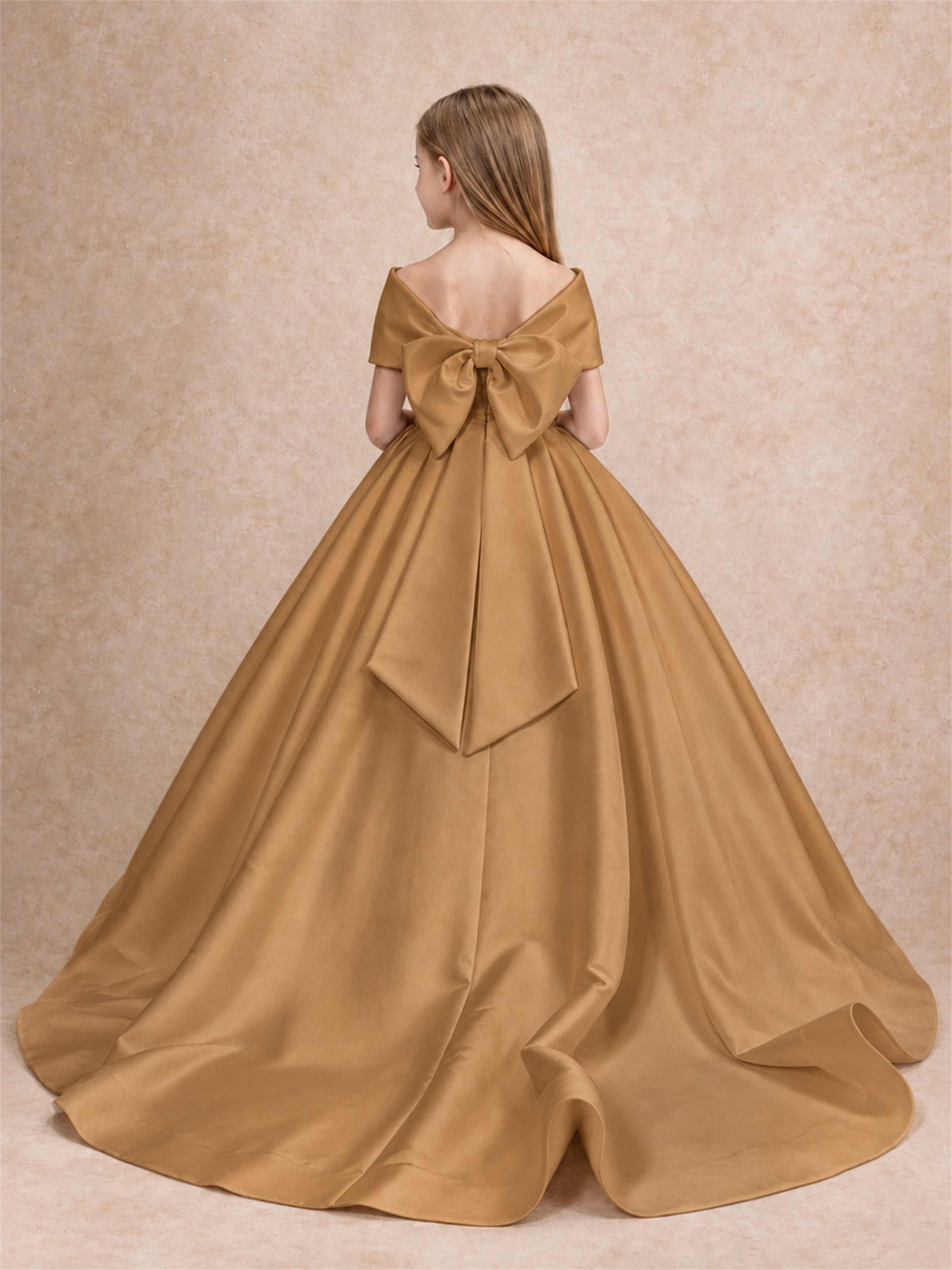 Off Shoulder Satin Flower Girl Dress with Bow Floor Length Princess Gown for Wedding First Communion