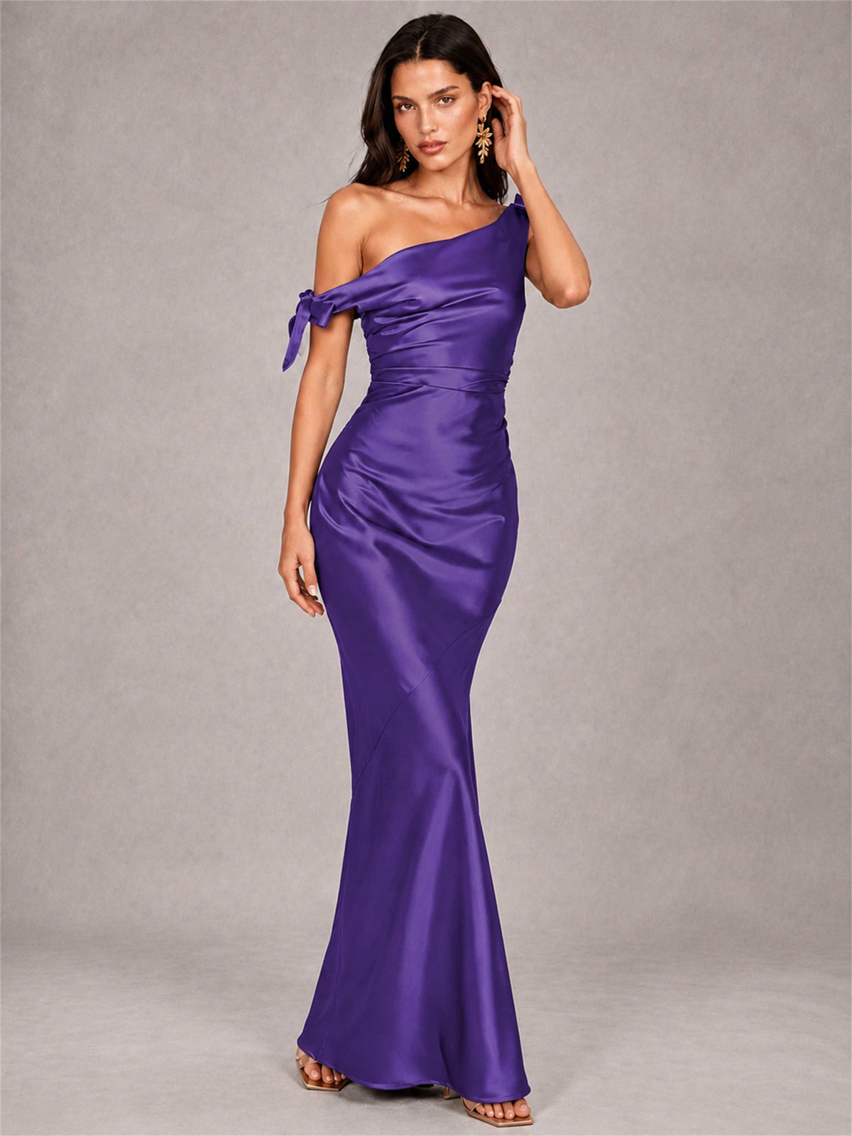 Off-The-Shoulder Ruched Sleeveless Mermaid Satin Wedding Guest Dress