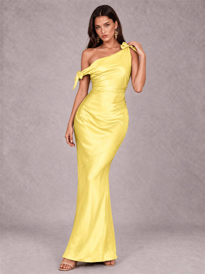 Off-The-Shoulder Ruched Sleeveless Mermaid Satin Wedding Guest Dress