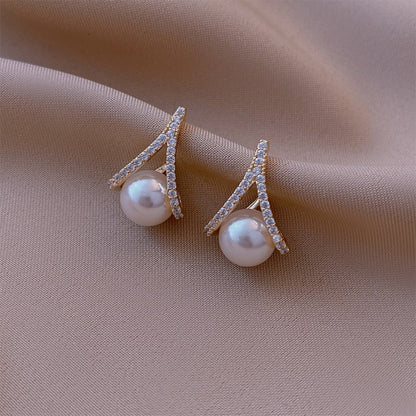 Romantic Pearl Stud Earrings Elegant Gold Crystal Design for Women