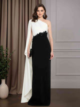 Sheath/Column One-Shoulder Sleeveless Floor-Length Mother of the Bride Dresses with Appliques & Watteau Train