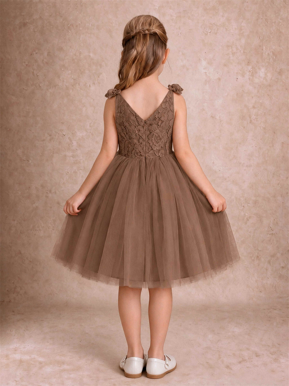 Sleeveless Flower Girl Dress Lace Tulle Knee Length Princess Party Gown For Wedding