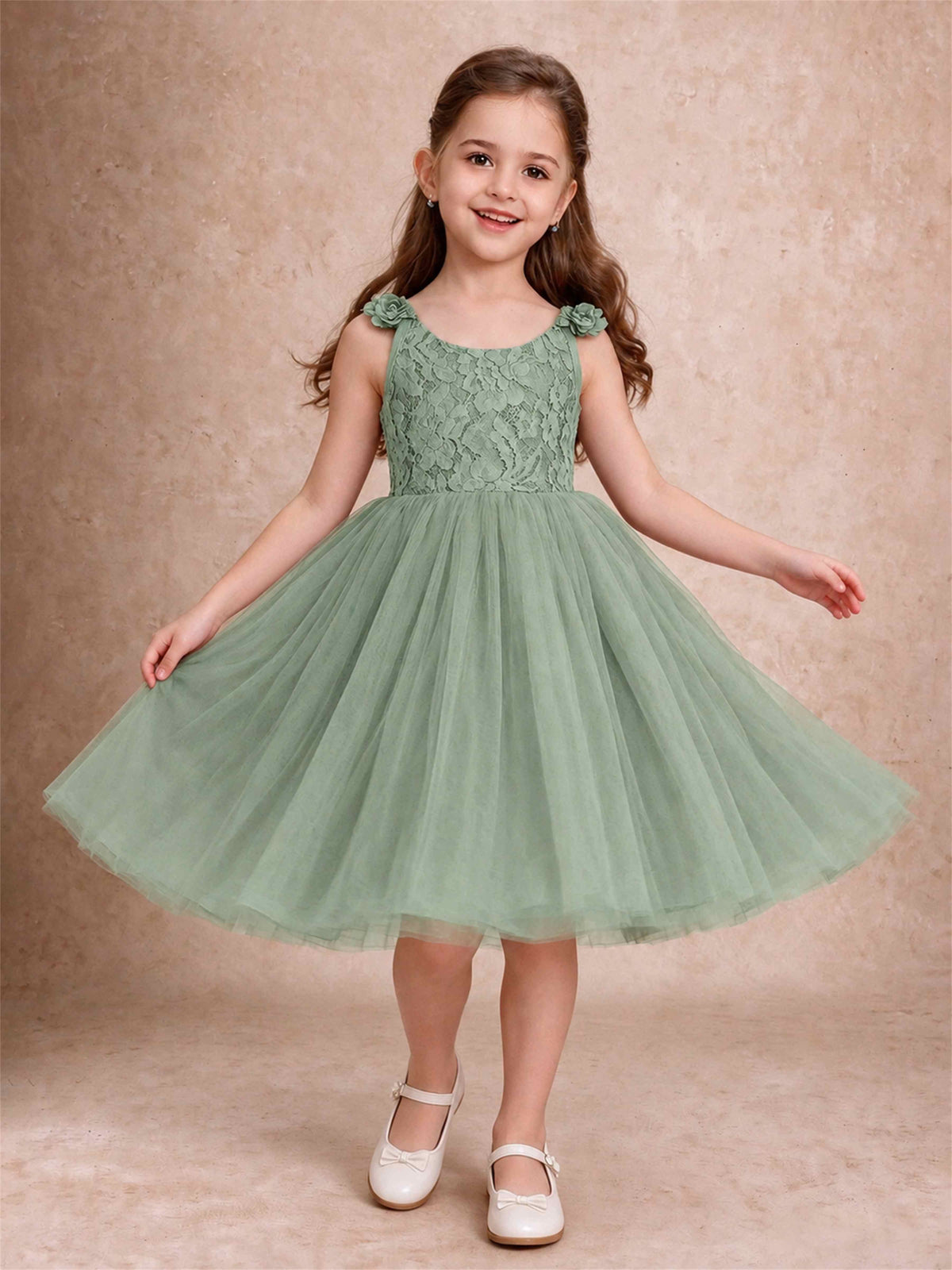 Sleeveless Flower Girl Dress Lace Tulle Knee Length Princess Party Gown For Wedding