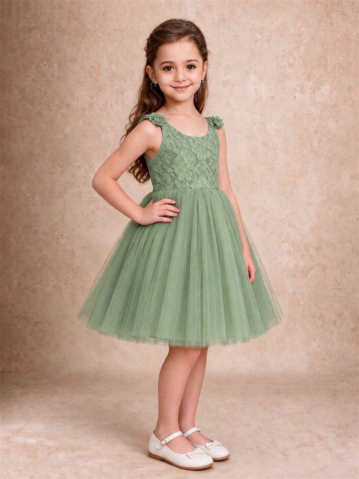 Sleeveless Flower Girl Dress Lace Tulle Knee Length Princess Party Gown For Wedding