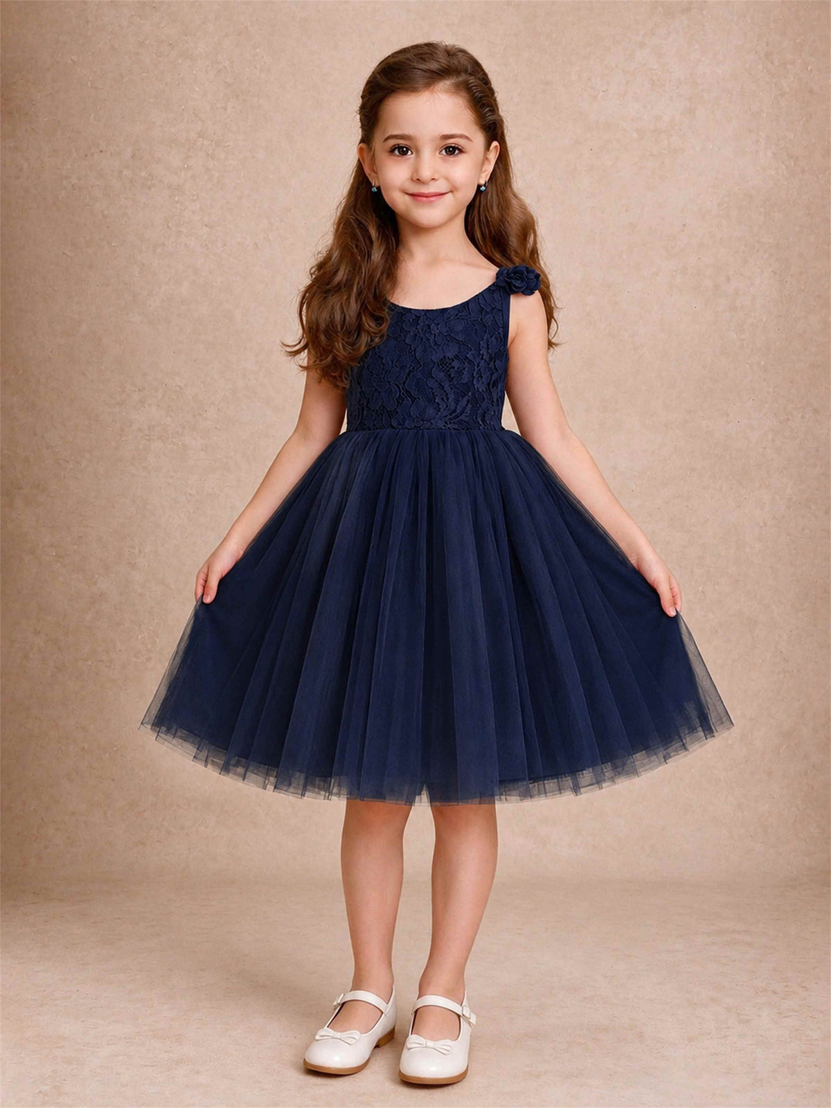 Sleeveless Flower Girl Dress Lace Tulle Knee Length Princess Party Gown For Wedding