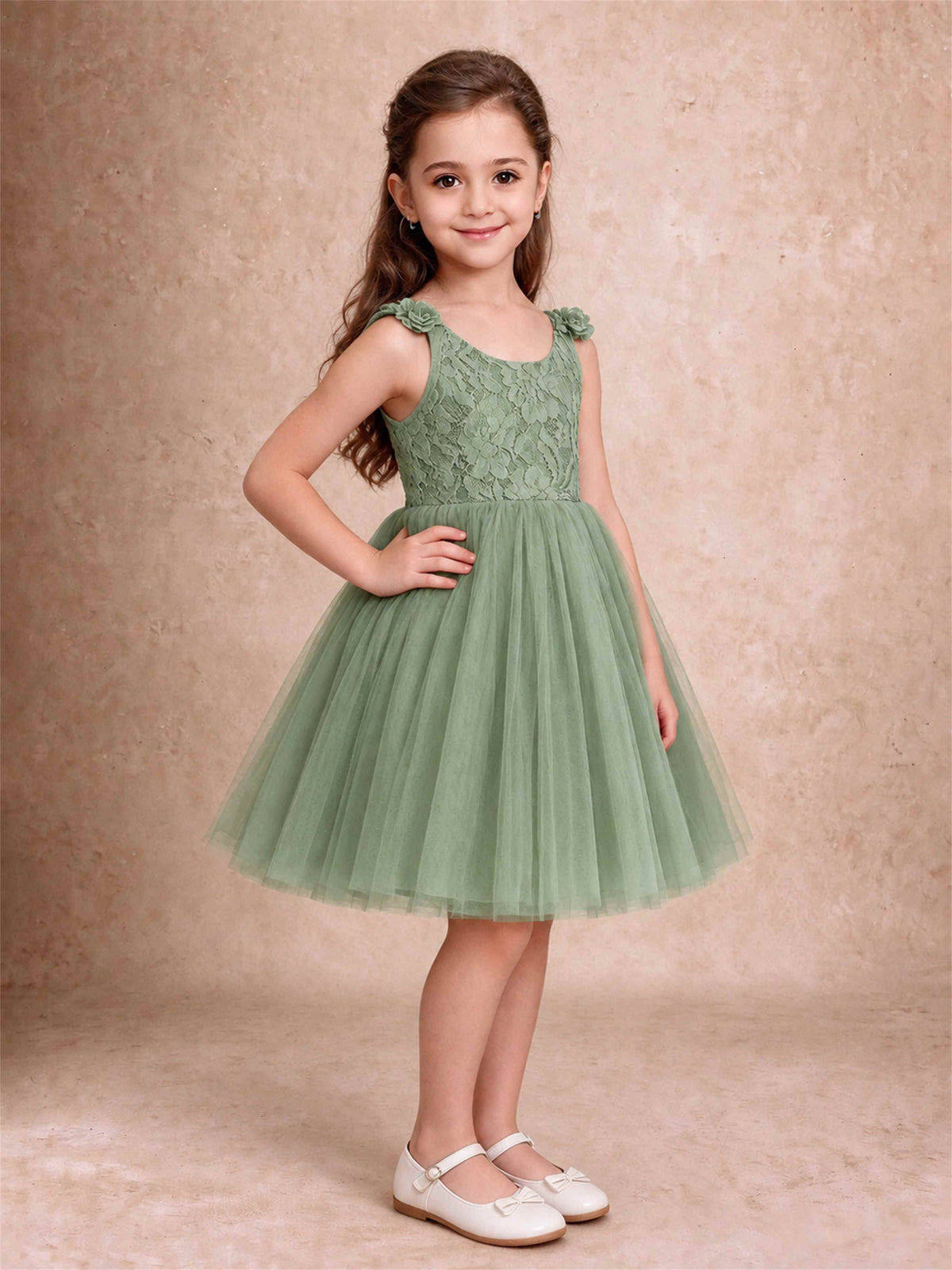 Sleeveless Flower Girl Dress Lace Tulle Knee Length Princess Party Gown For Wedding