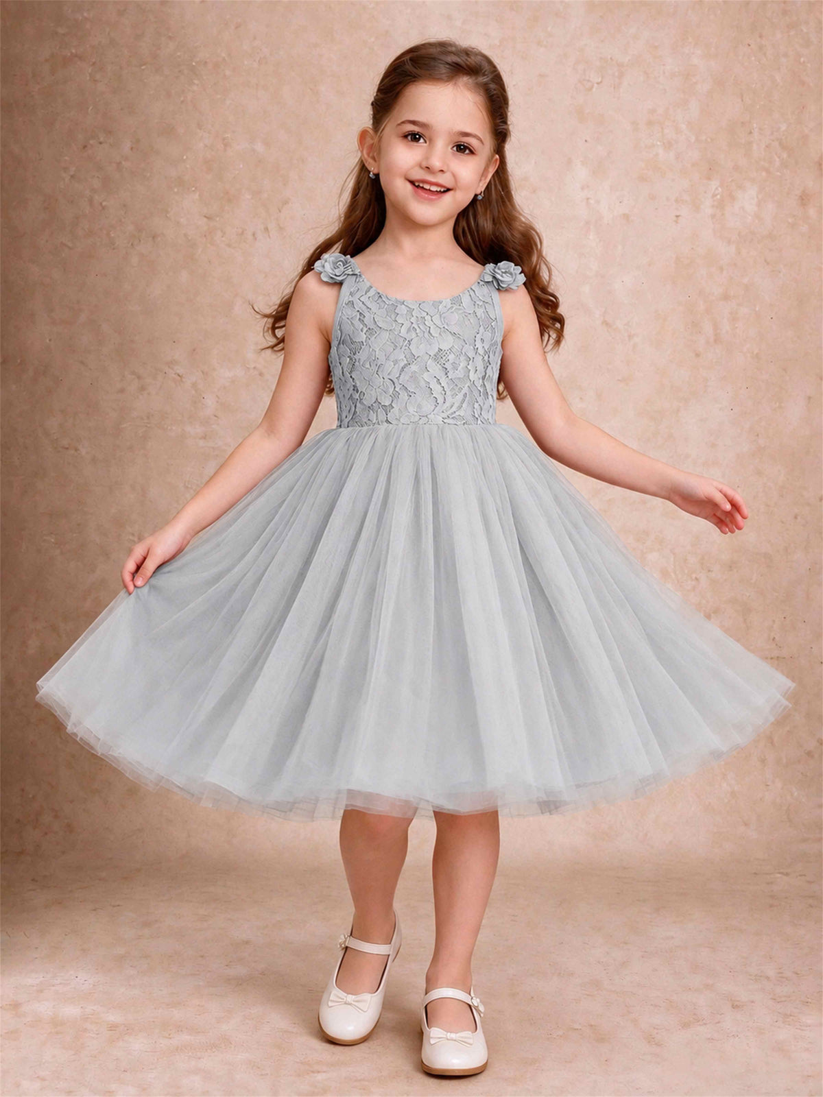 Sleeveless Flower Girl Dress Lace Tulle Knee Length Princess Party Gown For Wedding