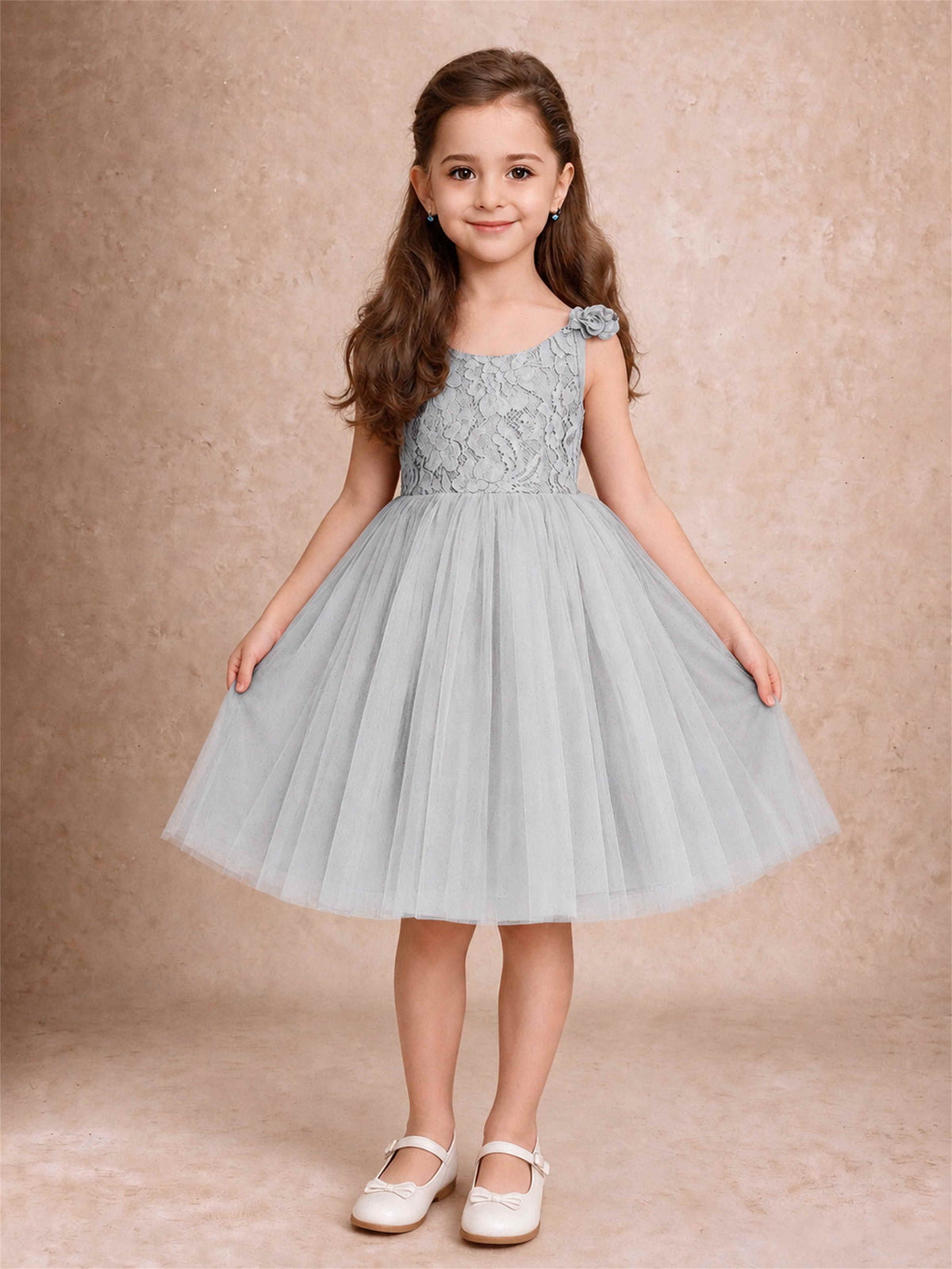Sleeveless Flower Girl Dress Lace Tulle Knee Length Princess Party Gown For Wedding