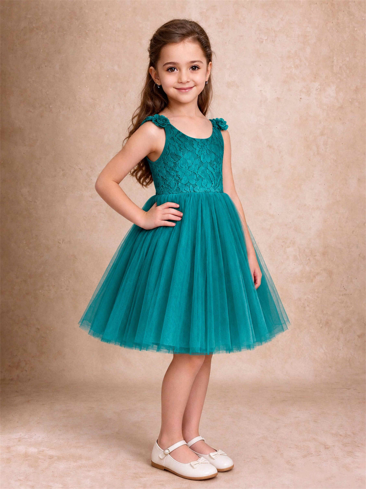 Sleeveless Flower Girl Dress Lace Tulle Knee Length Princess Party Gown For Wedding