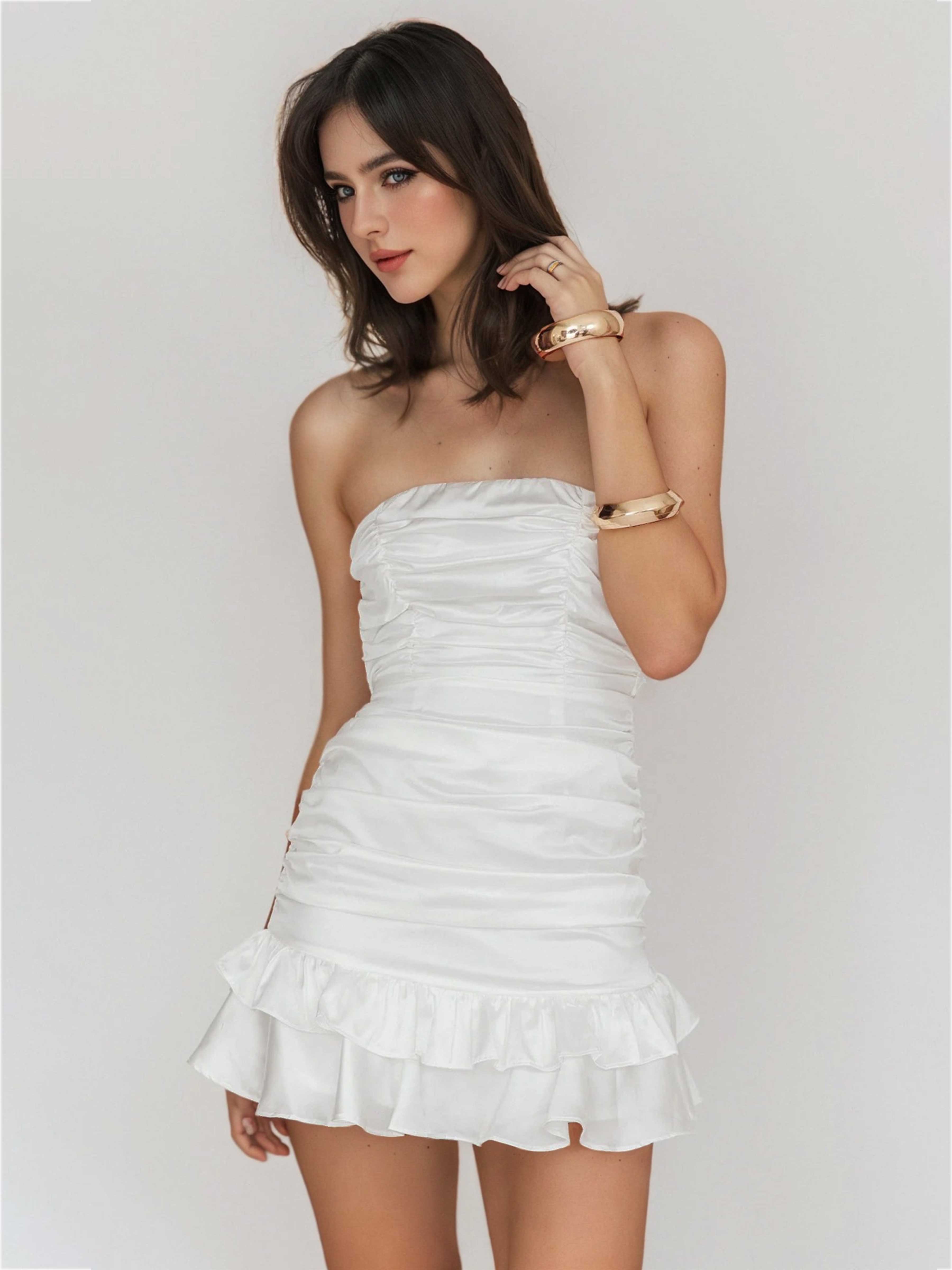 Soft Sheath Sleeveless Strapless Ruched Satin Mini Homecoming Dresses