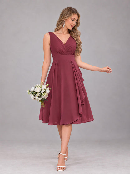 Cinnamon Rose Stylish A-Line V-Neck Knee Length Chiffon Bridesmaid Dress