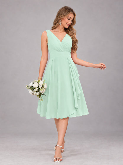 Mint Green Stylish A-Line V-Neck Knee Length Chiffon Bridesmaid Dress