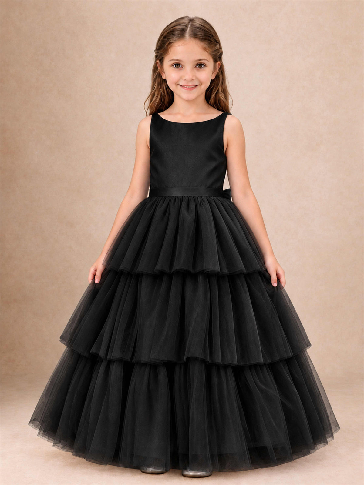 Tiered Tulle Flower Girl Dress Bateau Neck Sleeveless Long Kids Princess Gown for Wedding Party