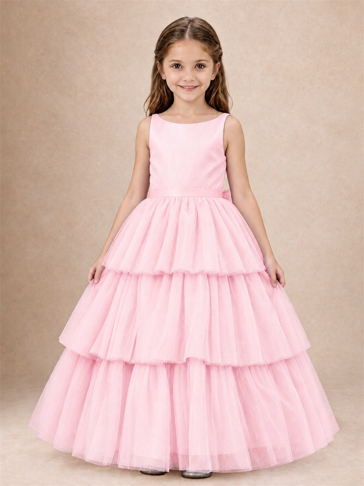 Tiered Tulle Flower Girl Dress Bateau Neck Sleeveless Long Kids Princess Gown for Wedding Party