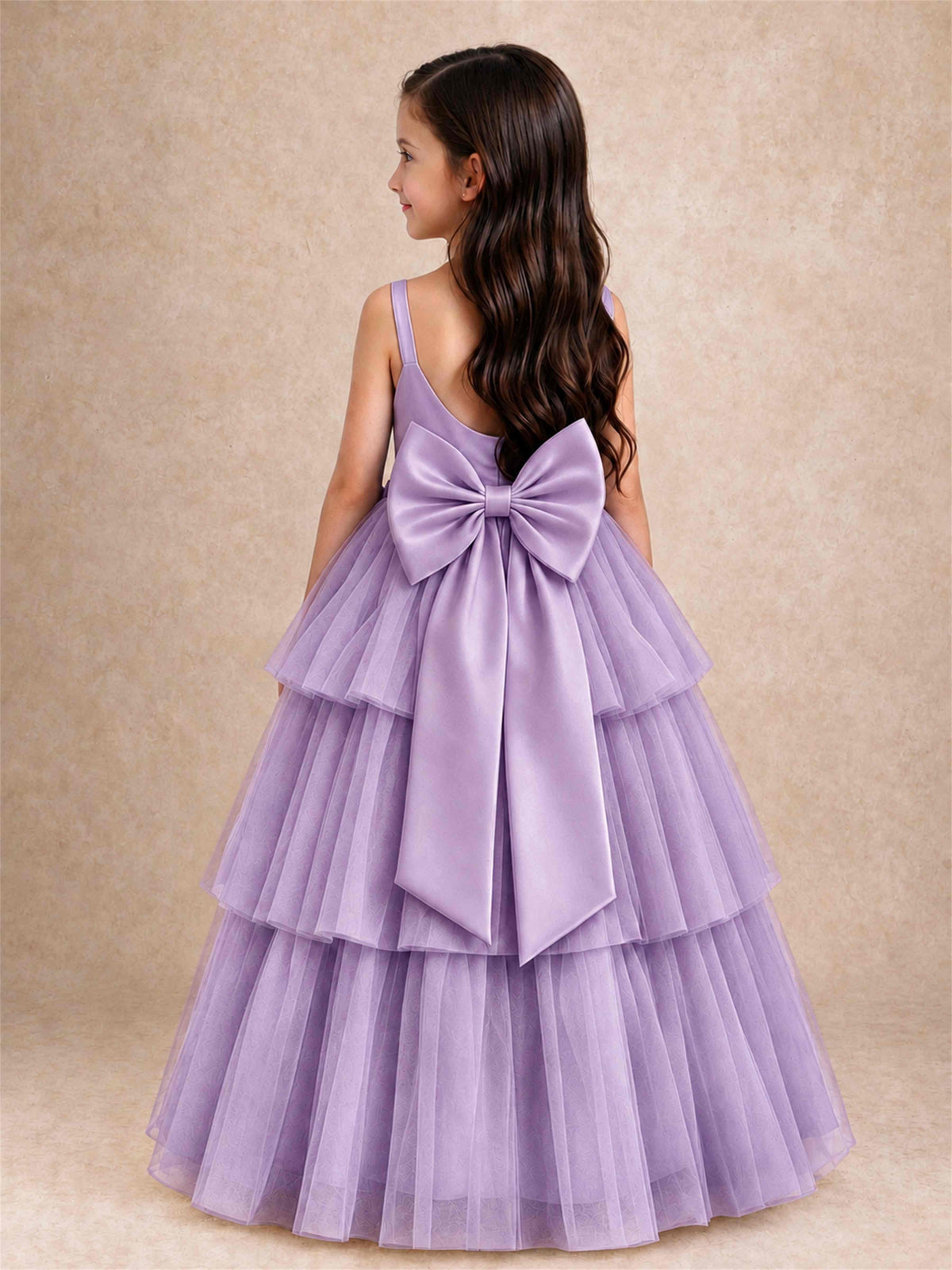 Tiered Tulle Flower Girl Dress Bateau Neck Sleeveless Long Kids Princess Gown for Wedding Party